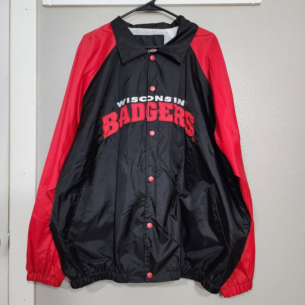 Wisconsin Badgers Mens XL Jacket Red Black Stitched Embroidered Snap Front Coat